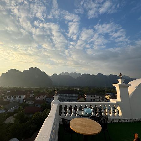 Sky Hotel Vang Vieng Dış mekan fotoğraf
