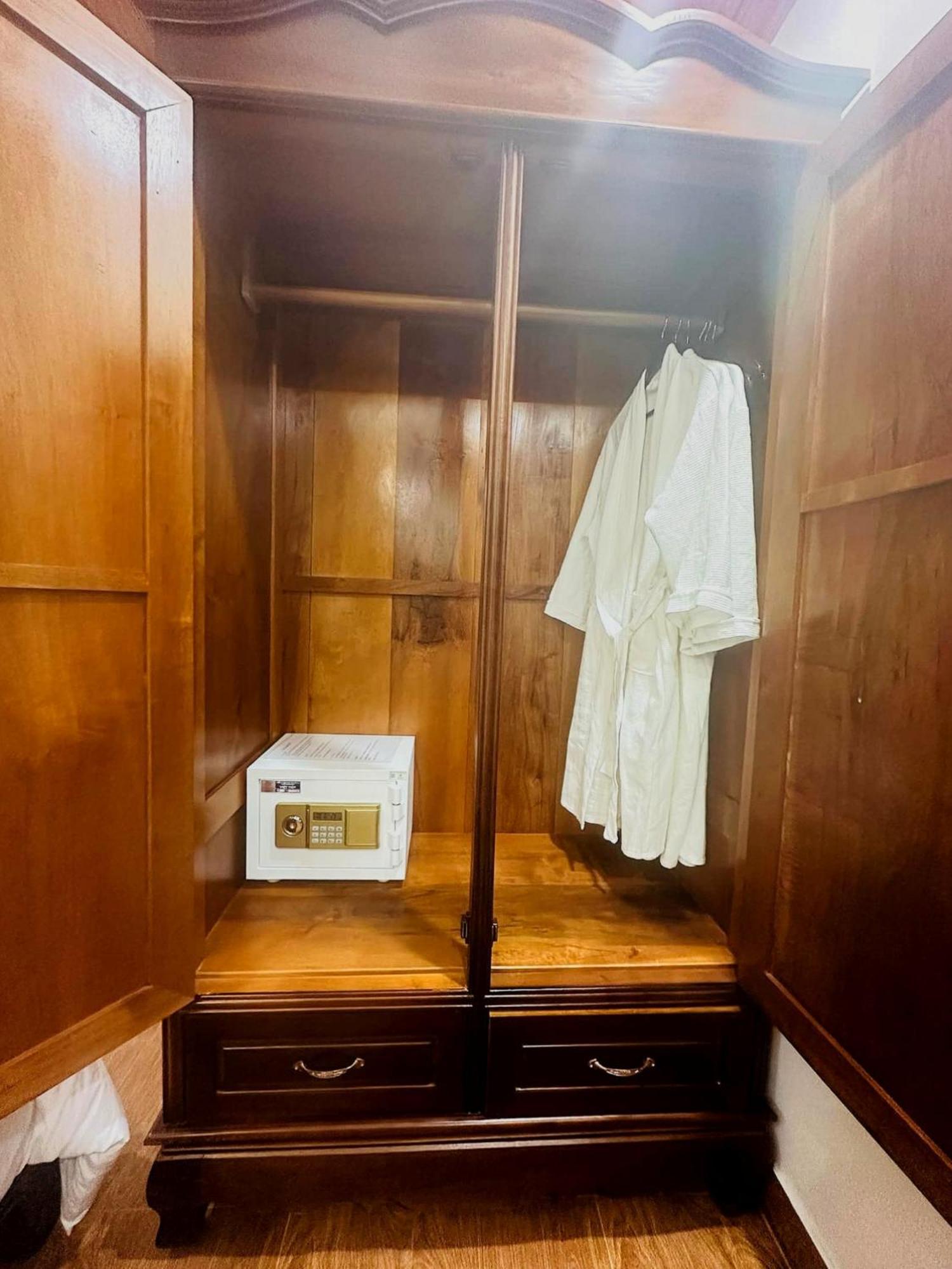 Sky Hotel Vang Vieng Dış mekan fotoğraf