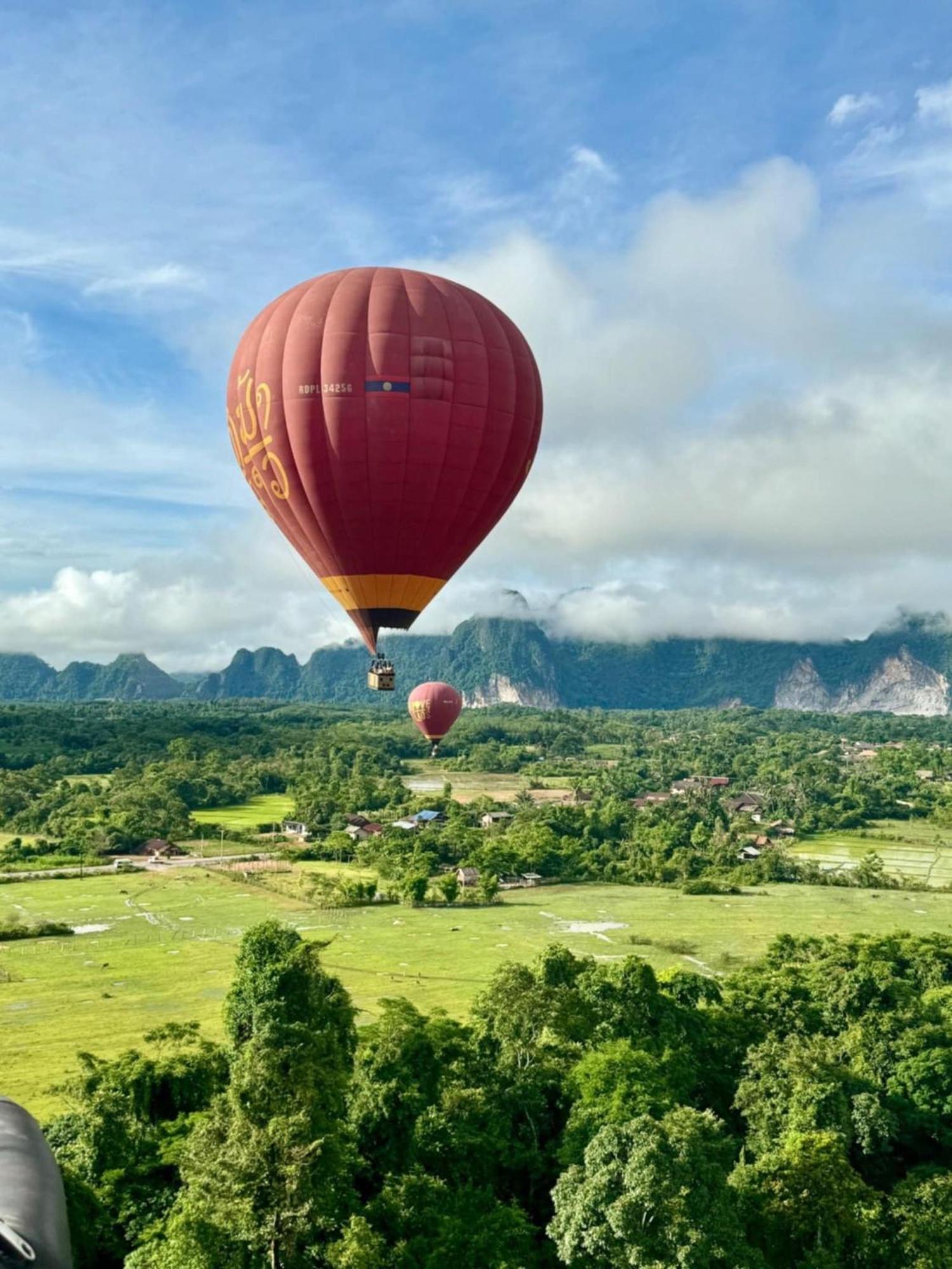Sky Hotel Vang Vieng Dış mekan fotoğraf
