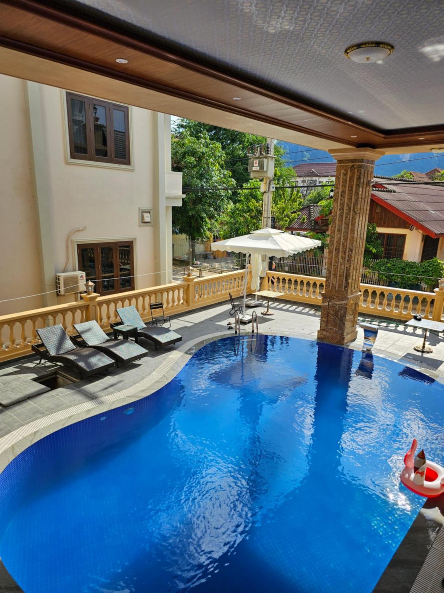 Sky Hotel Vang Vieng Dış mekan fotoğraf